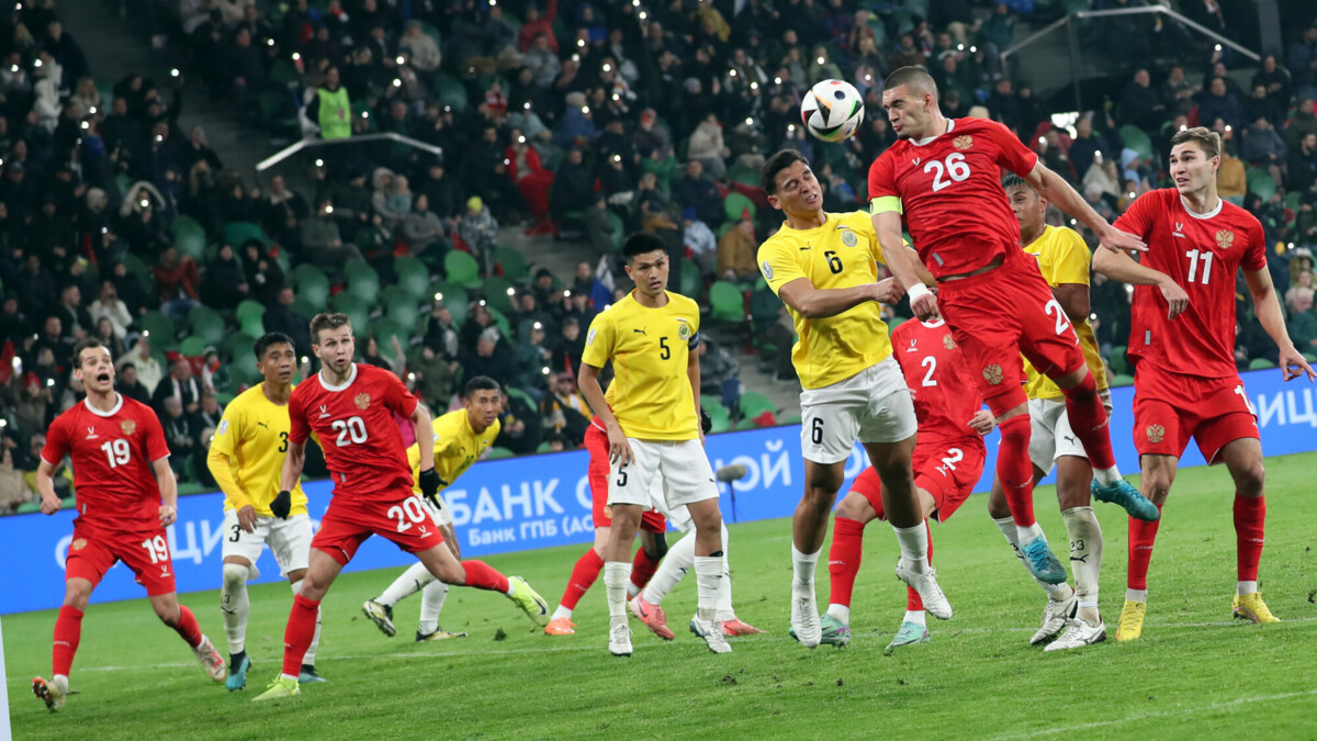 Россия – Бруней – 2:0. Гости на 7‑й минуте забили в свои ворота. Видео