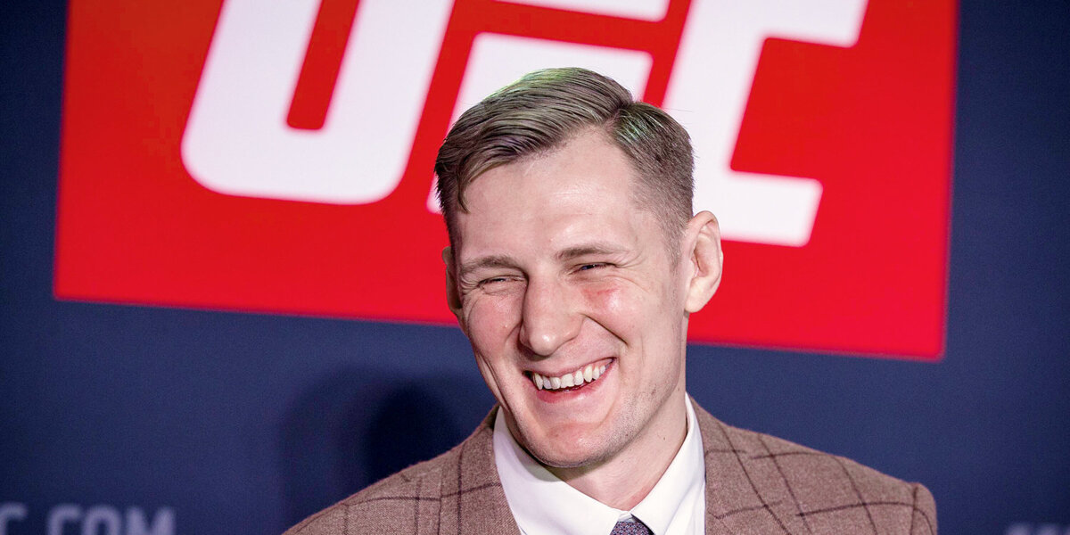Александр Волков — о турнире UFC в Москве: «Тренировки продолжаются, будем ждать замены»