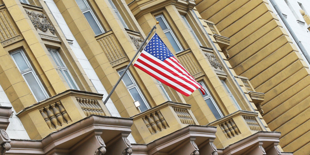 Представитель посольства США упал в обморок на заседании суда по делу Грайнер