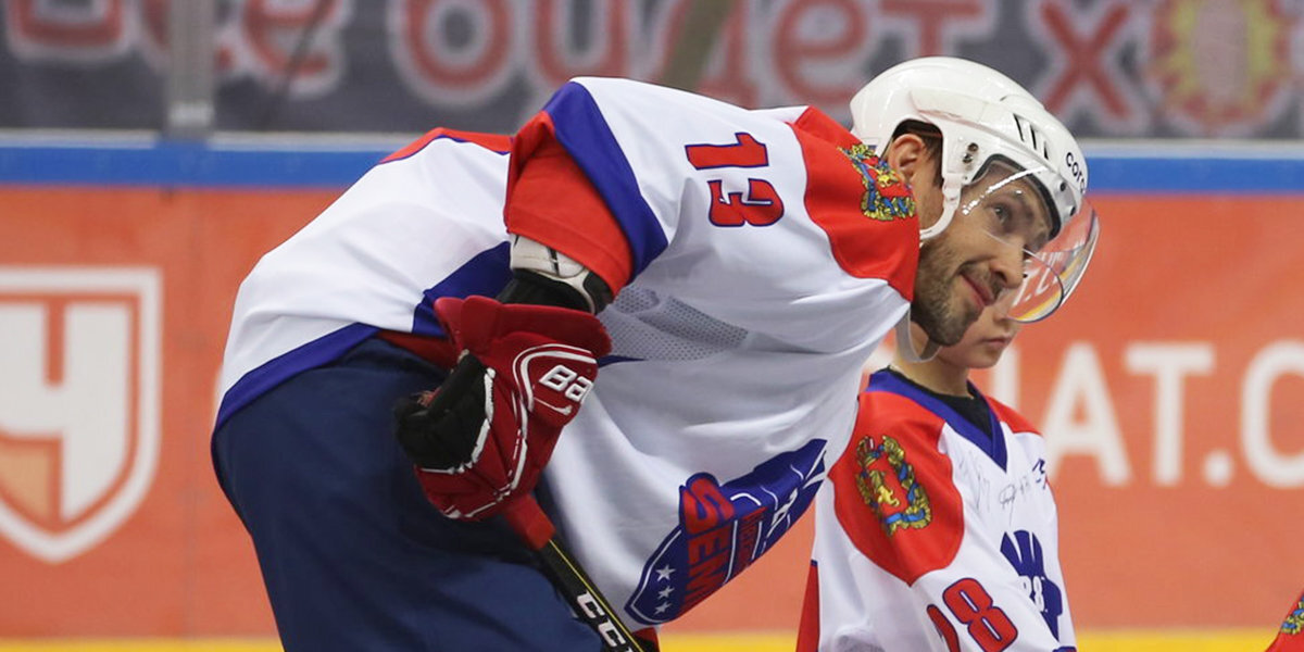 Дацюк не уходит из хоккея и уже курирует команду в Свердловской области, сообщил Крикунов