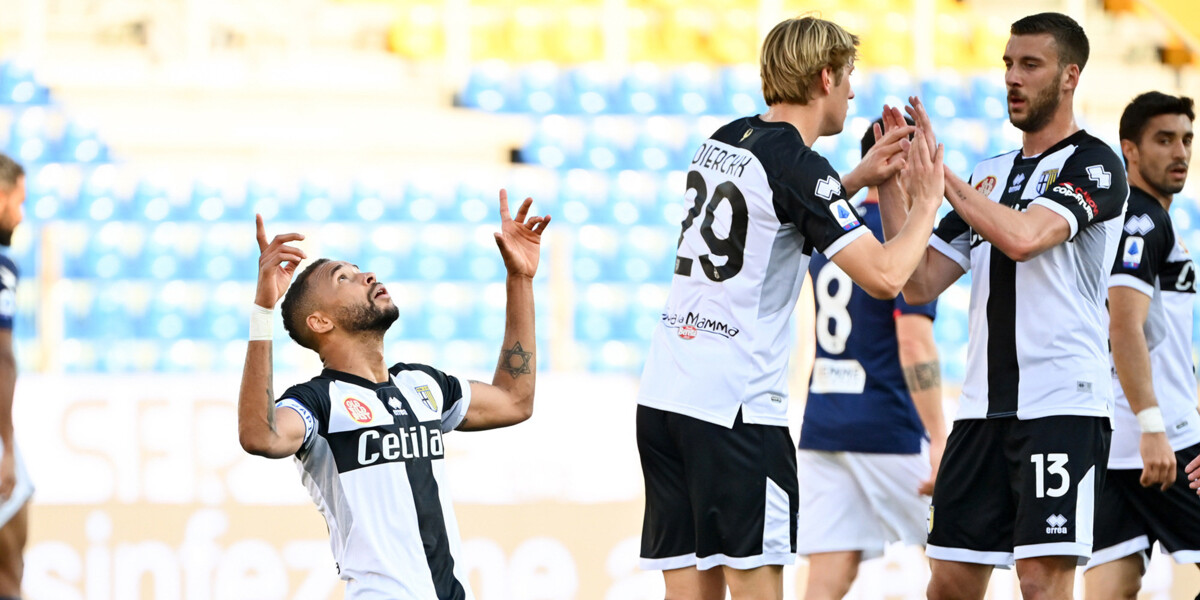 «Парма» спустя три сезона вернулась в высший дивизион итальянского футбола