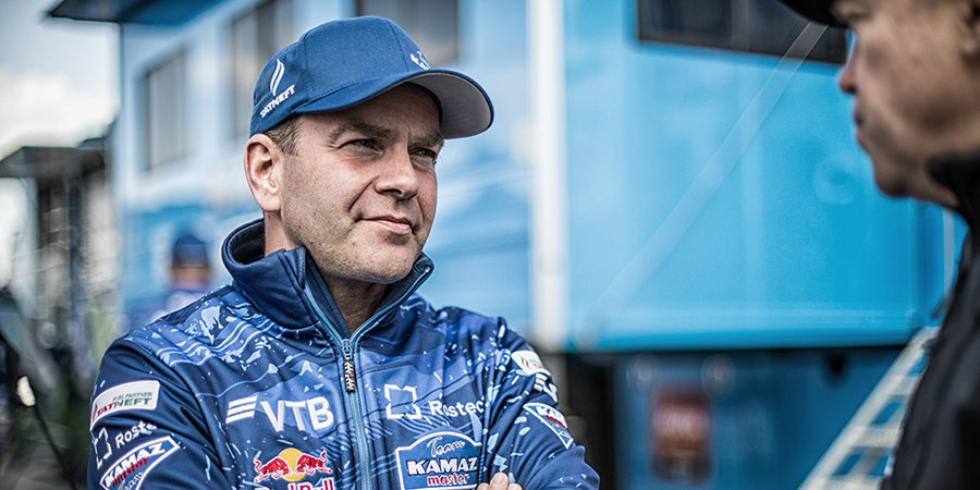 Каргинов выиграл 8-й этап «Дакара» и упрочил лидерство в зачете грузовиков