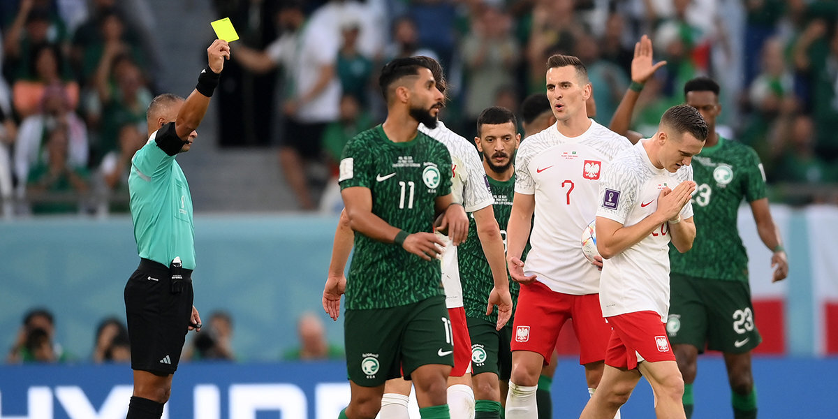 Польша — Саудовская Аравия — 0:0. Милик получил третье предупреждение в составе поляков в матче ЧМ-2022