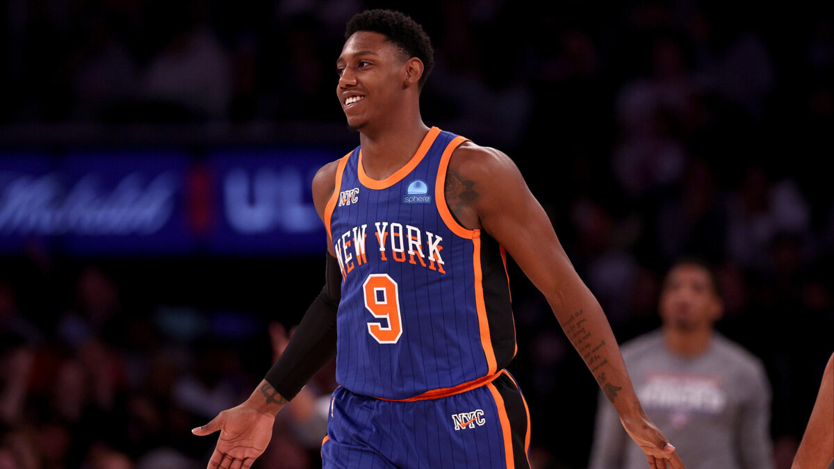 Баскетболисты «Нью‑Йорк Никс» разгромили «Шарлотт» в матче НБА