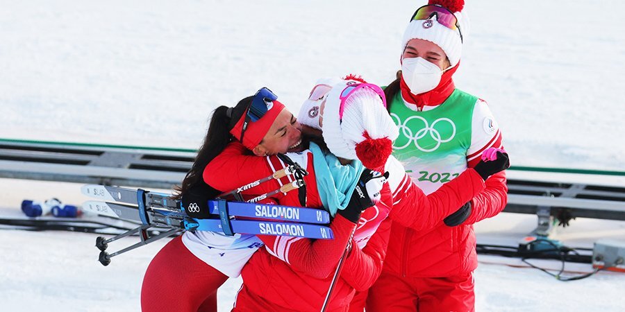 Россия завоевала золото в женской лыжной эстафете — Степанова выдала легендарный финиш. Как это было