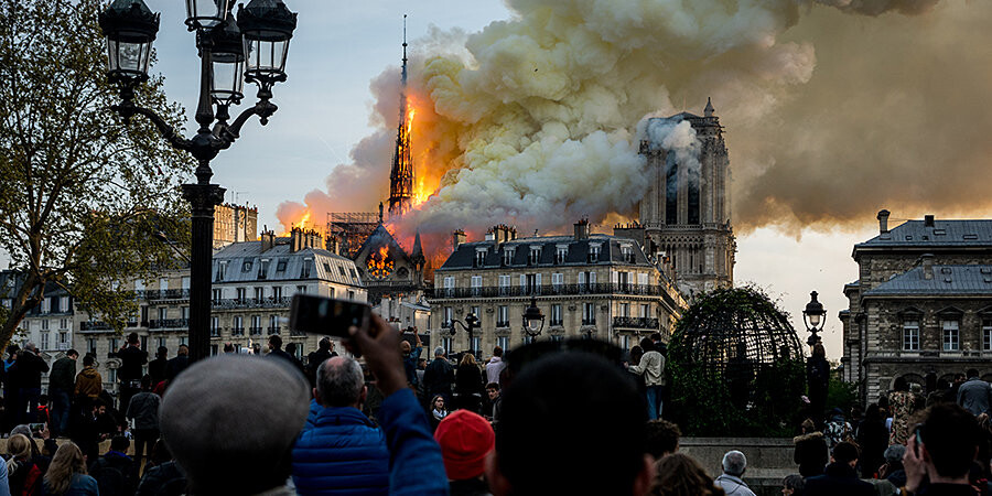 «Зенит» выразил сожаление в связи с пожаром в соборе Парижской Богоматери