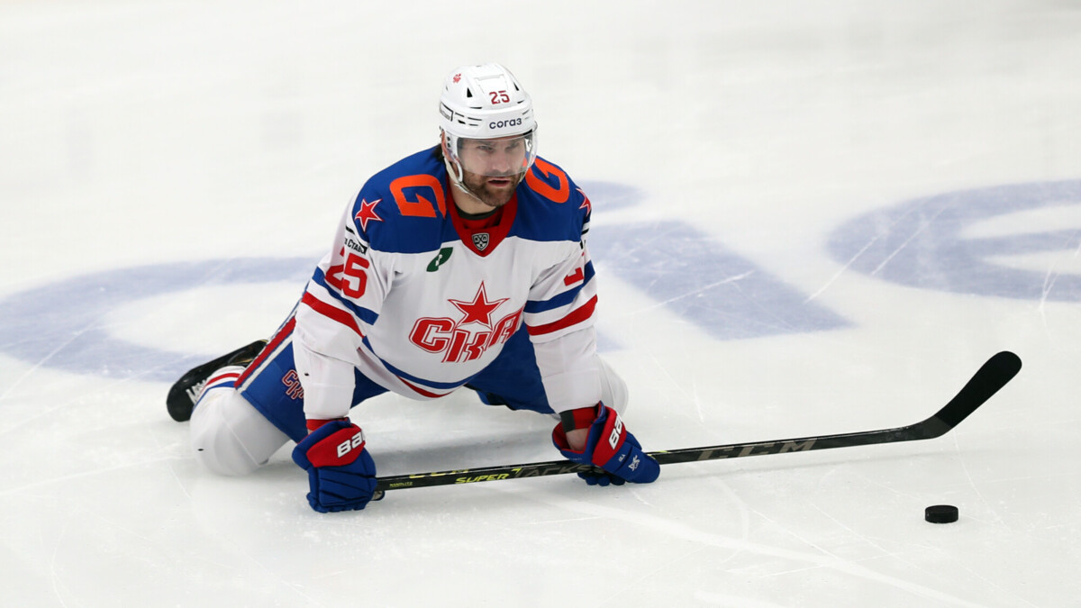 Хоккеист СКА Дедунов признался, что не может смотреть финал Кубка Гагарина