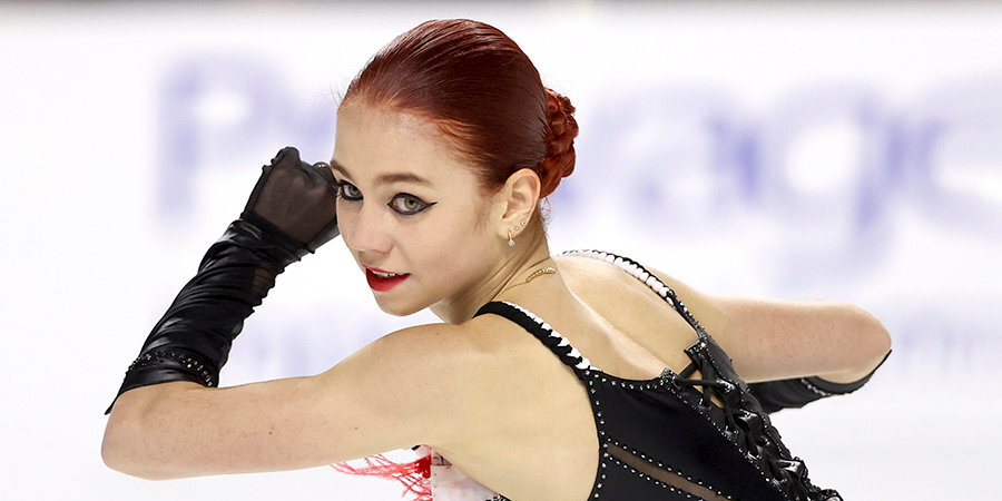 Александра Трусова возобновила тренировки на льду