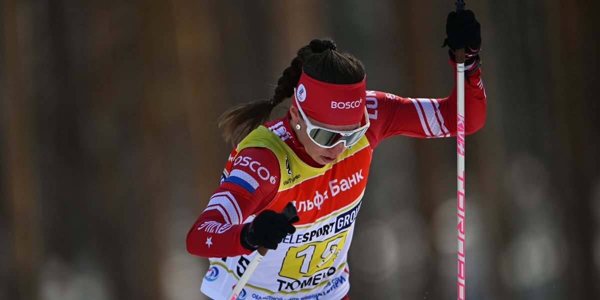 Истомина заявила, что очень расстроилась из-за падения в эстафете на ЧР по лыжным гонкам