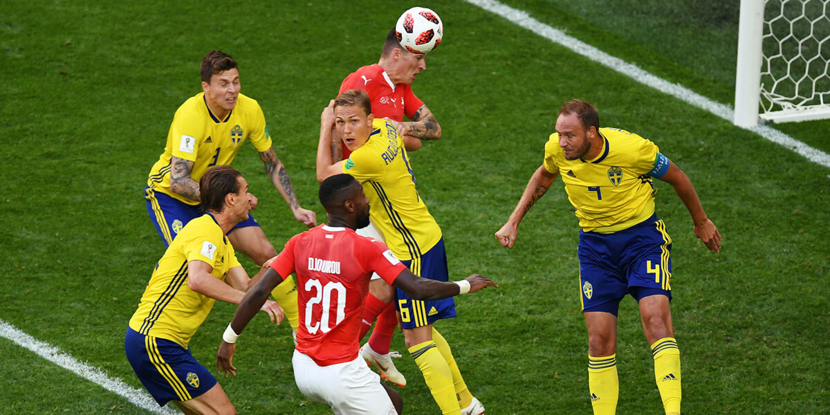 Шведы победили Швейцарию в борьбе за место в четвертьфинале