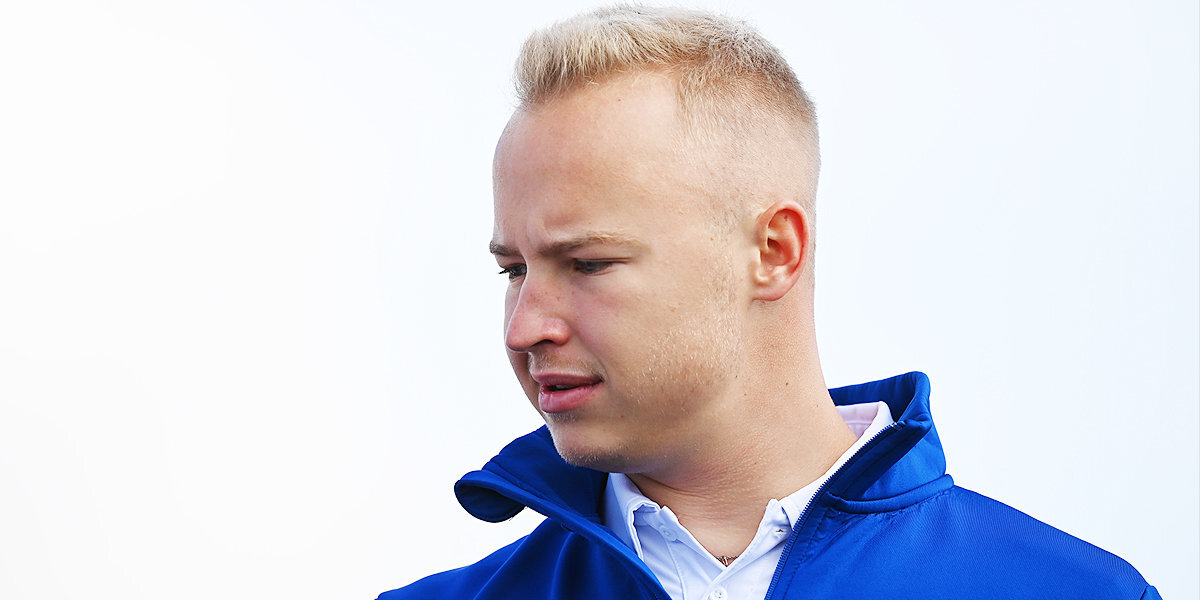 Бывший пилот «Формулы-1» Мазепин заявил, что не ощущает давления перед дебютом в ралли-марафоне
