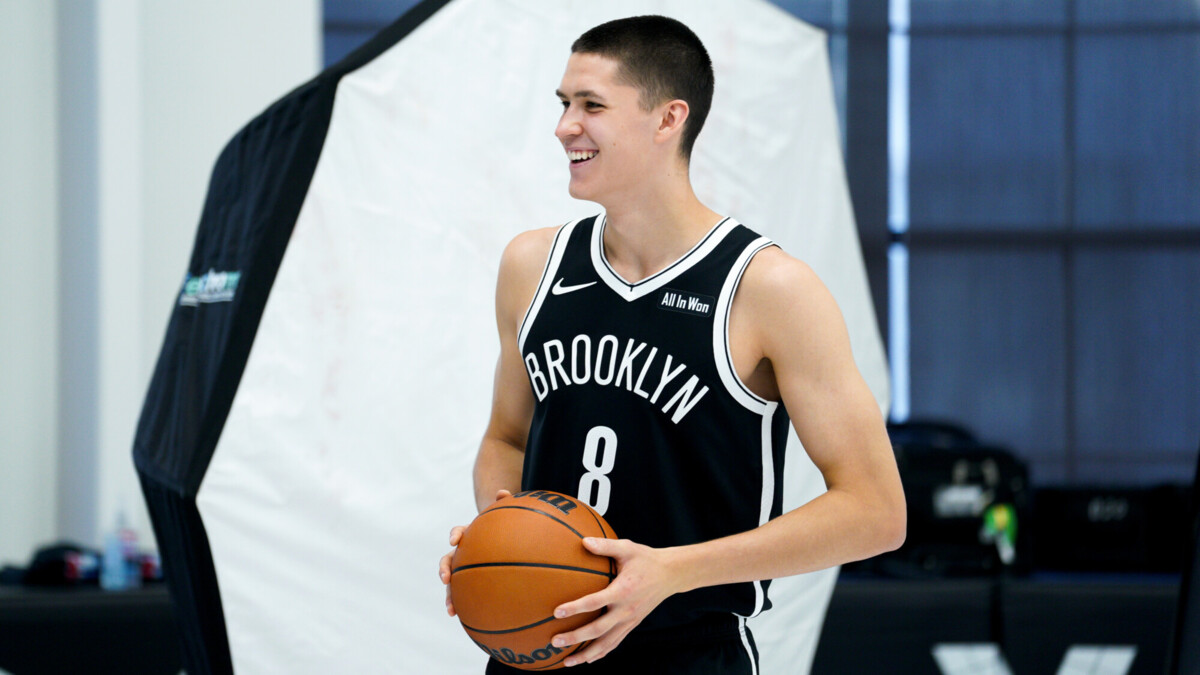 Губерниев: «Дёмин влился в команду и не боится авторитетов, сейчас самое главное — идти к основному составу» Губерниев: «Дёмин влился в команду и не боится авторитетов, сейчас самое главное — идти к основному составу»