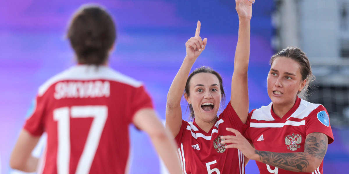 Женская сборная России по пляжному футболу победила Белоруссию в товарищеском матче