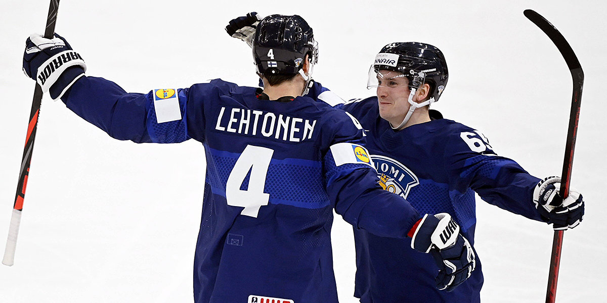 Сборная Финляндии разгромила британцев на чемпионате мира хоккею-2022, немцы забросили 9 шайб команде Италии