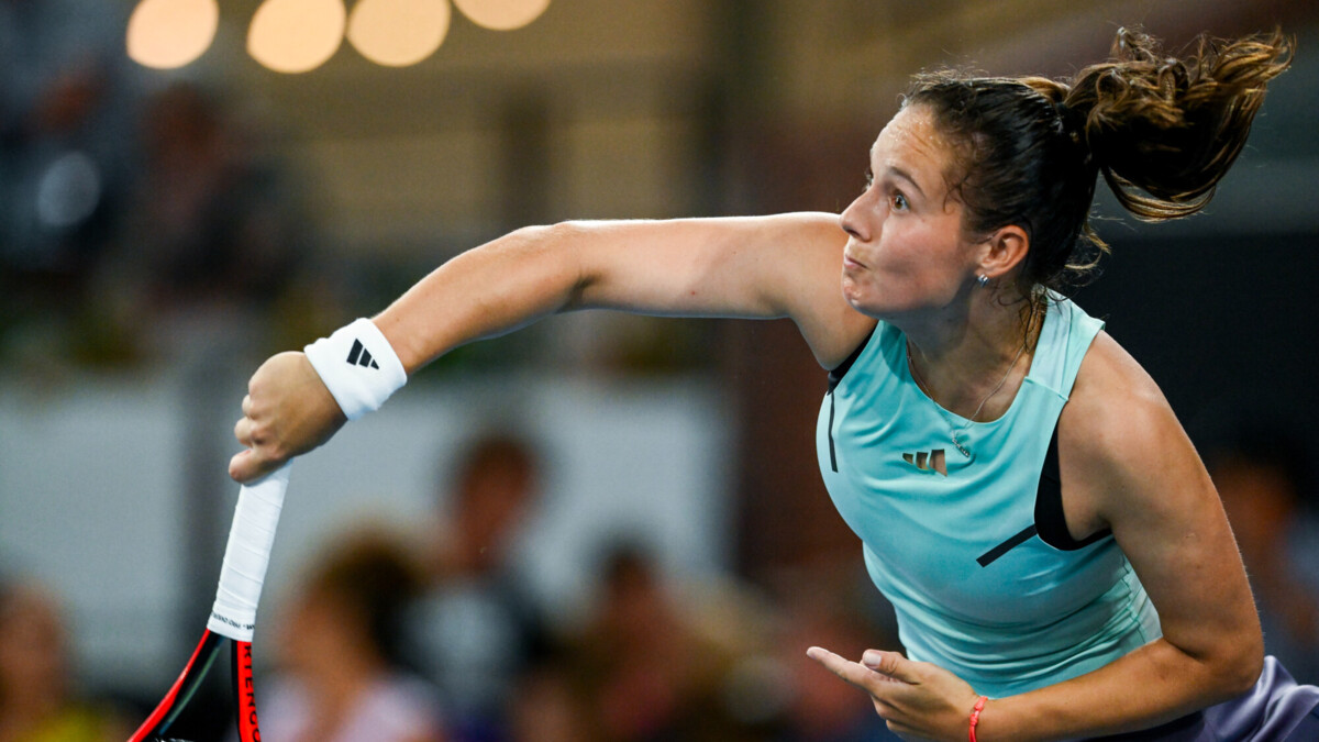 Россиянка Касаткина проиграла в первом круге турнира WTA в Дубае