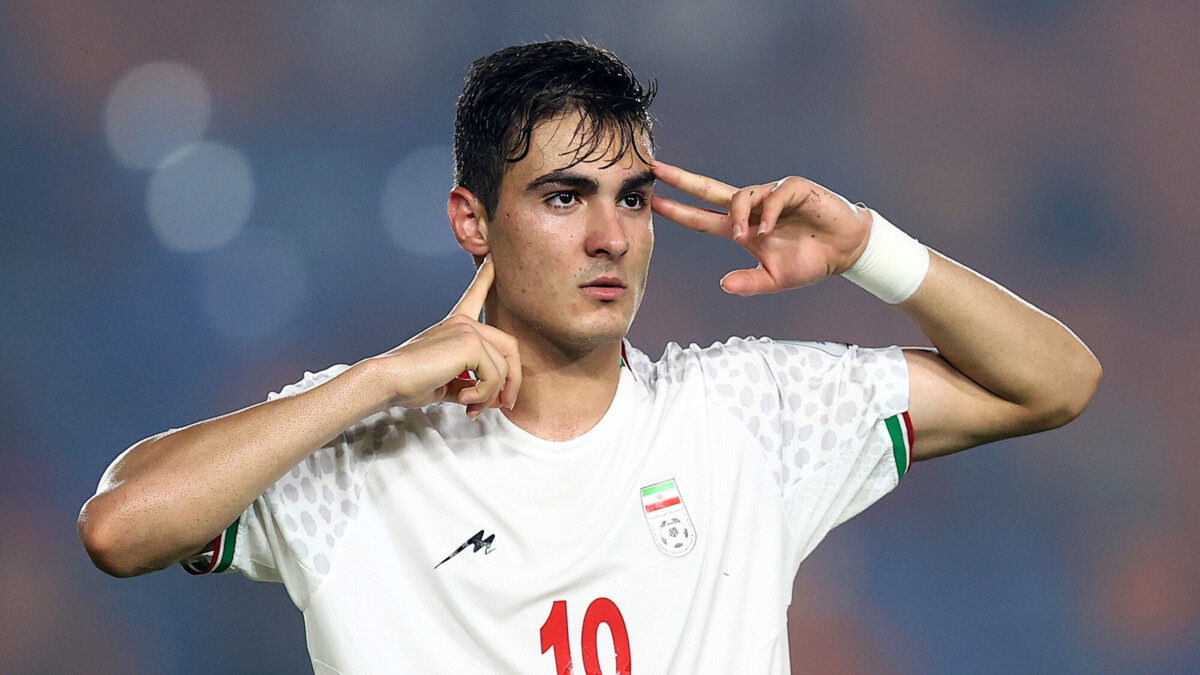 Нападающий юношеской сборной Ирана Тахери подписал контракт с ЦСКА — СМИ