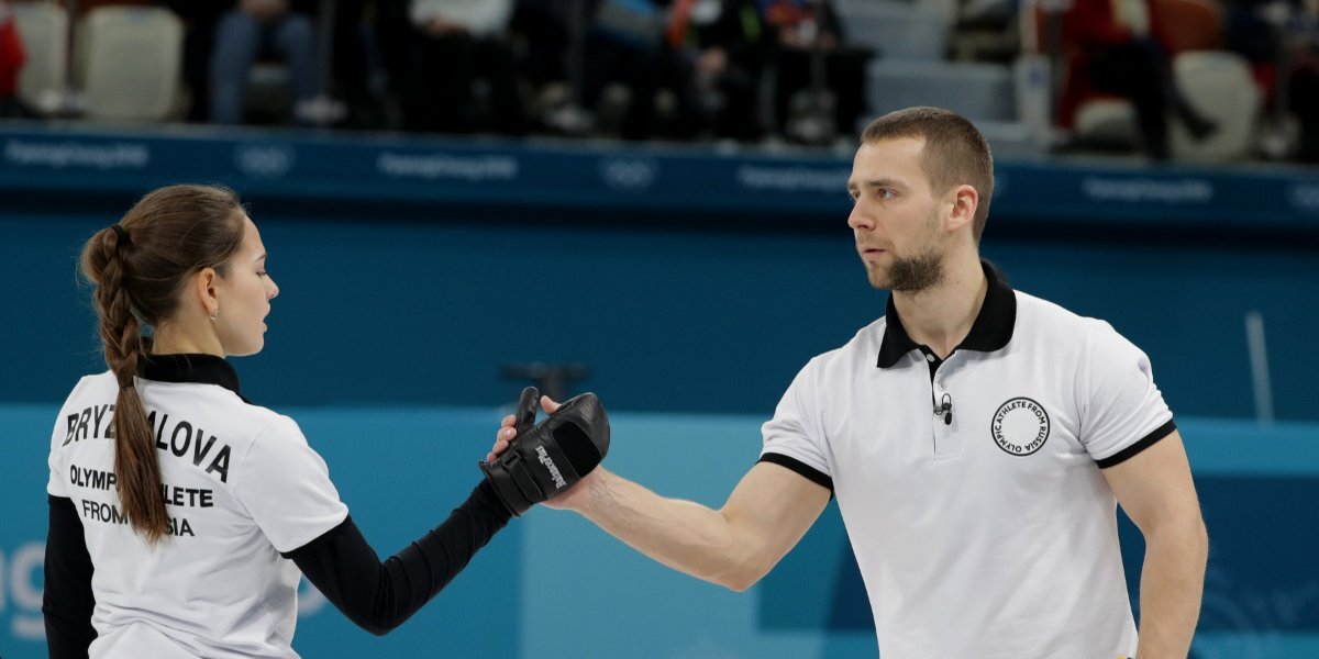 Брызгалова и Крушельницкий заняли призовое место на турнире в Дудинке, выступив вместе впервые с ОИ-2018