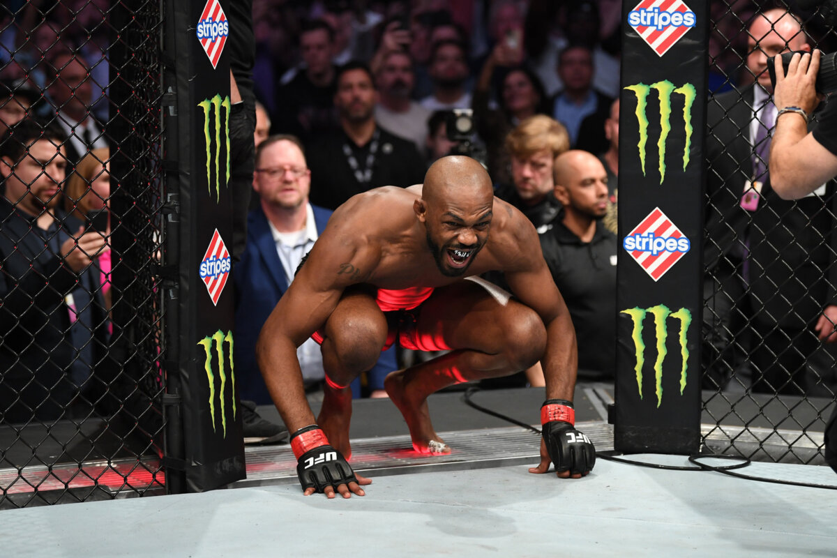 Романов оценил перспективы чемпиона UFC Джонса в тяжелом весе