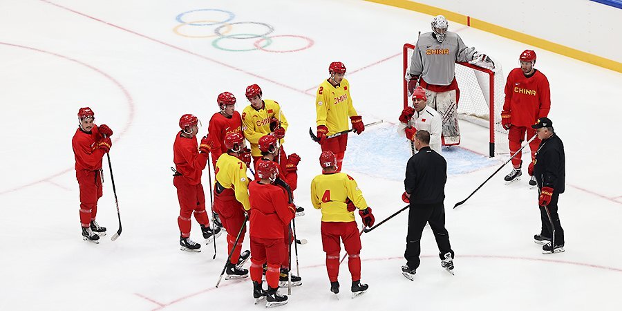Китайцы закрыли тренировки своих хоккеистов от прессы