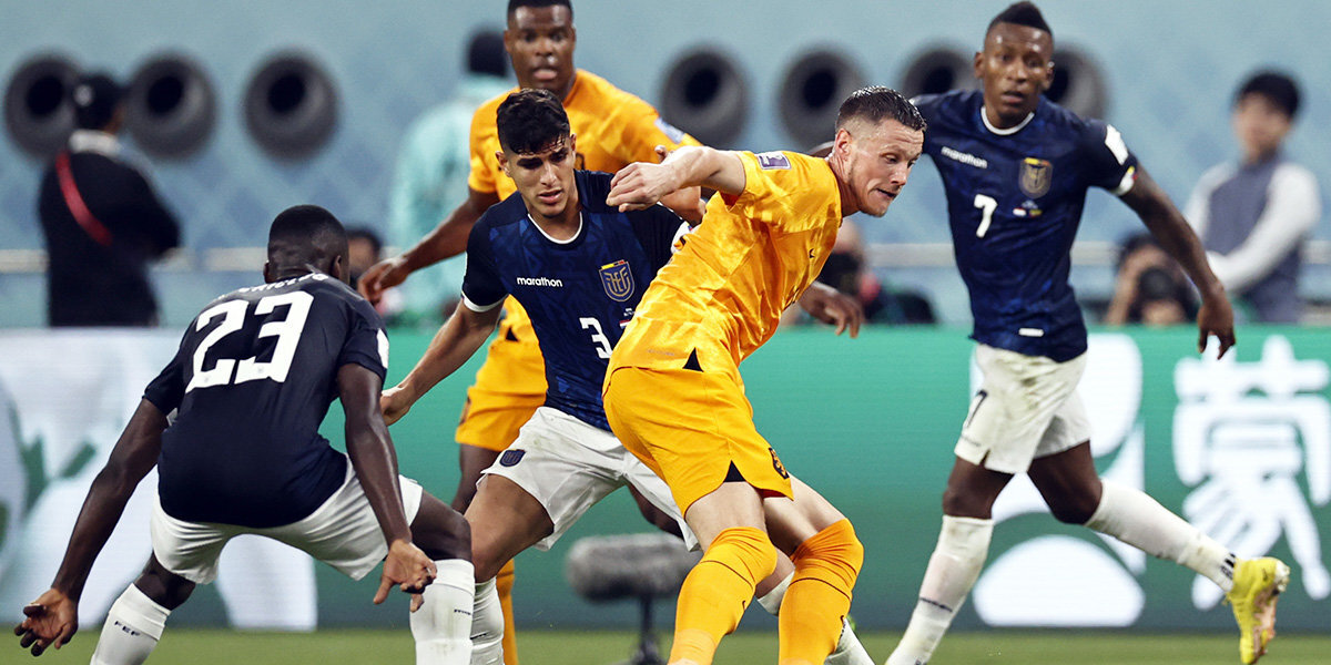 Нидерланды сыграли вничью с Эквадором в матче ЧМ-2022 в Катаре