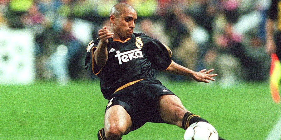 Роберто Карлос творил чудеса: бил от центрального круга, бросал ауты на 35 метров, обгонял всех. Разбираем победу «Реала» в финале ЛЧ-2000