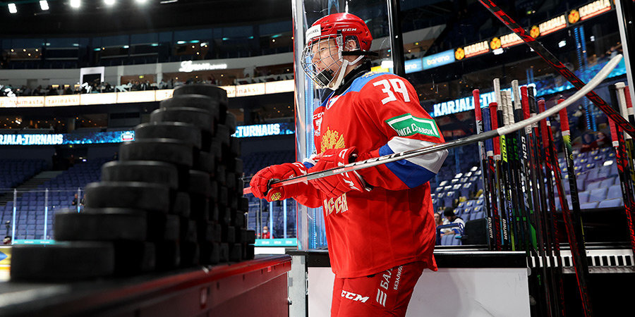 Мичков впервые вышел на лед в составе сборной России