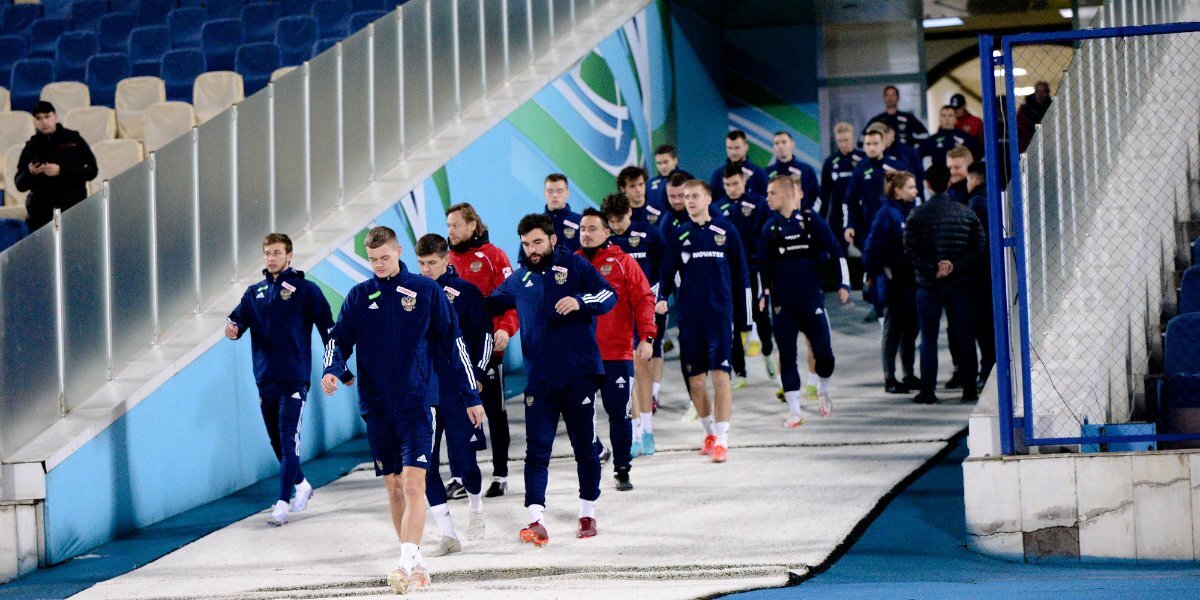 Сборная России прибыла на стадион «Пахтакора», где проведет тренировку перед матчем с Узбекистаном