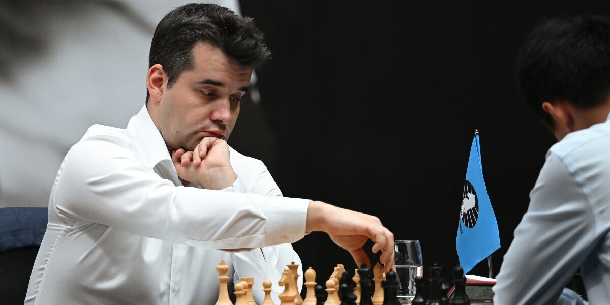 Непомнящий белыми фигурами сыграл вничью с Дин Лижэнем в 13-й партии матча за мировую шахматную корону