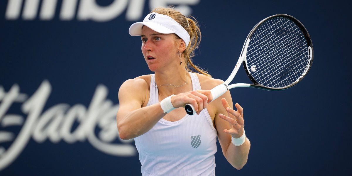 Теннисистка Самсонова заявила, что с ней не здороваются 90% украинских игроков