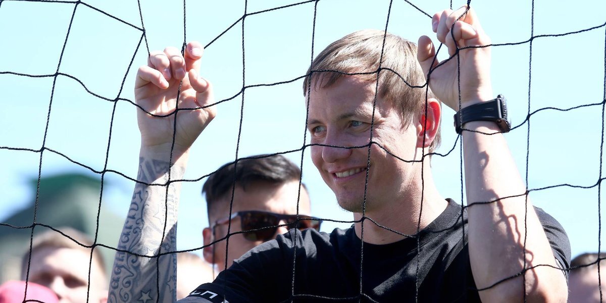 «Видимо, Газизов и Павлюченко не договорились по финансам» — Шишкин
