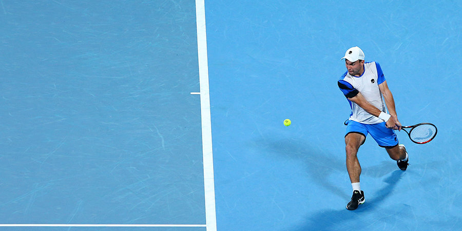 Маннарино за 4,5 часа обыграл Карацева на Australian Open. Россиянин сделал 86 невынужденных ошибок
