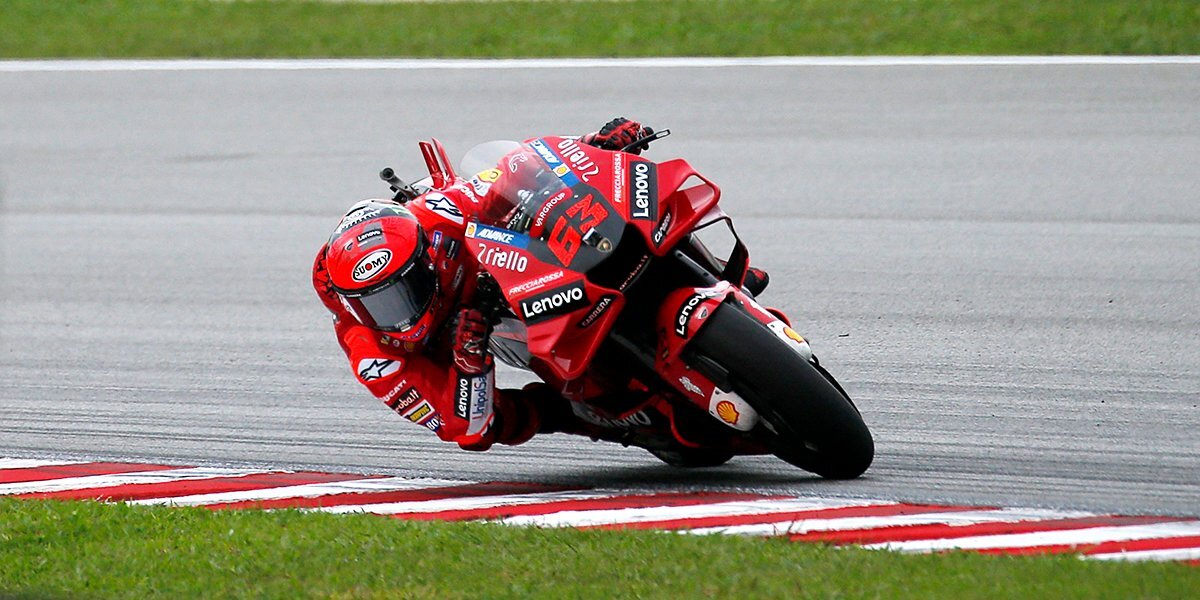 Баньяя приблизился к своему первому титулу в MotoGP на расстояние двух очков