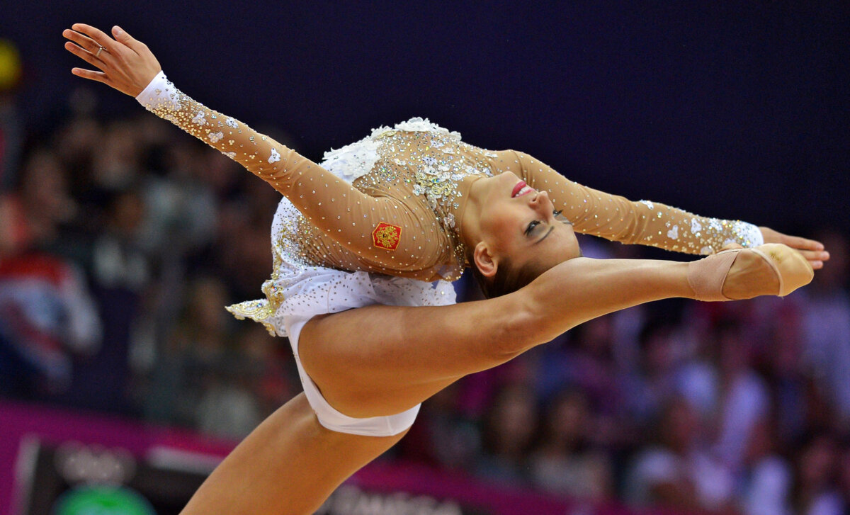 Гимнастка Канаева рассказала о проблемах с лишним весом перед ОИ-2012