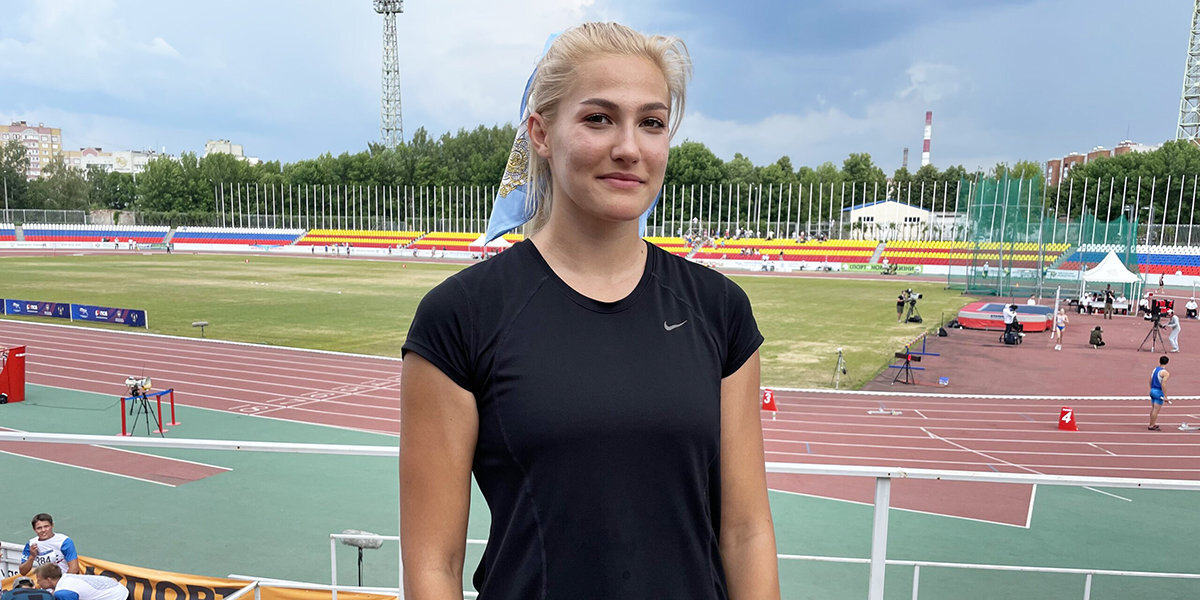 Москвитина стала лучшей в прыжках в длину на соревнованиях по семиборью на Спартакиаде, она же лидирует после пяти видов