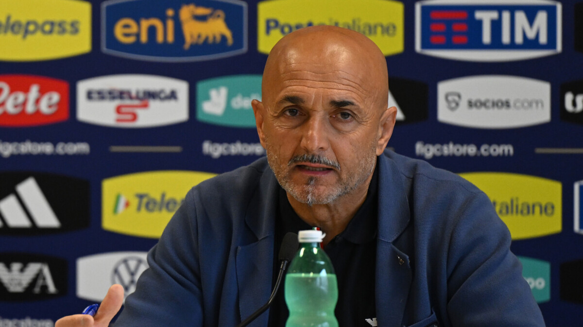 Спаллетти продолжит возглавлять сборную Италии, несмотря на вылет команды в 1/8 финала ЕВРО‑2024