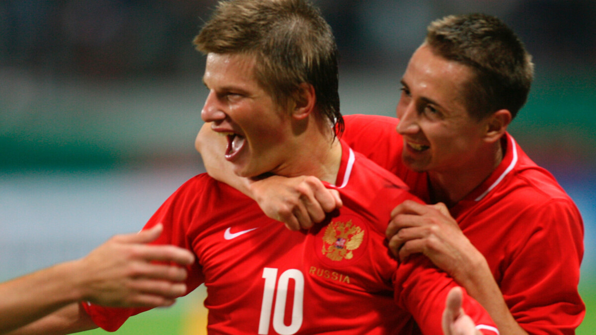 Быстров назвал Аршавина и Неймара самыми талантливыми футболистами из тех, с кем он пересекался на поле