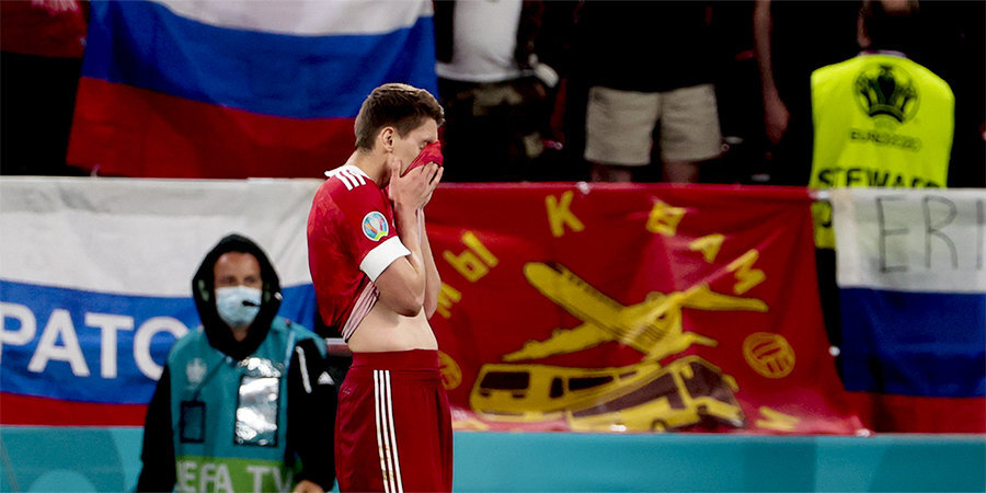 «Обидно видеть, как Россия с Украиной превращаются в страны футбольного третьего мира». Финалист Евро-88 —о причине наших неудач