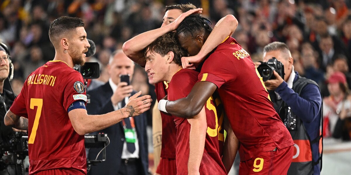 «Рома» с минимальным счетом обыграла «Байер» в первом матче полуфинала Лиги Европы