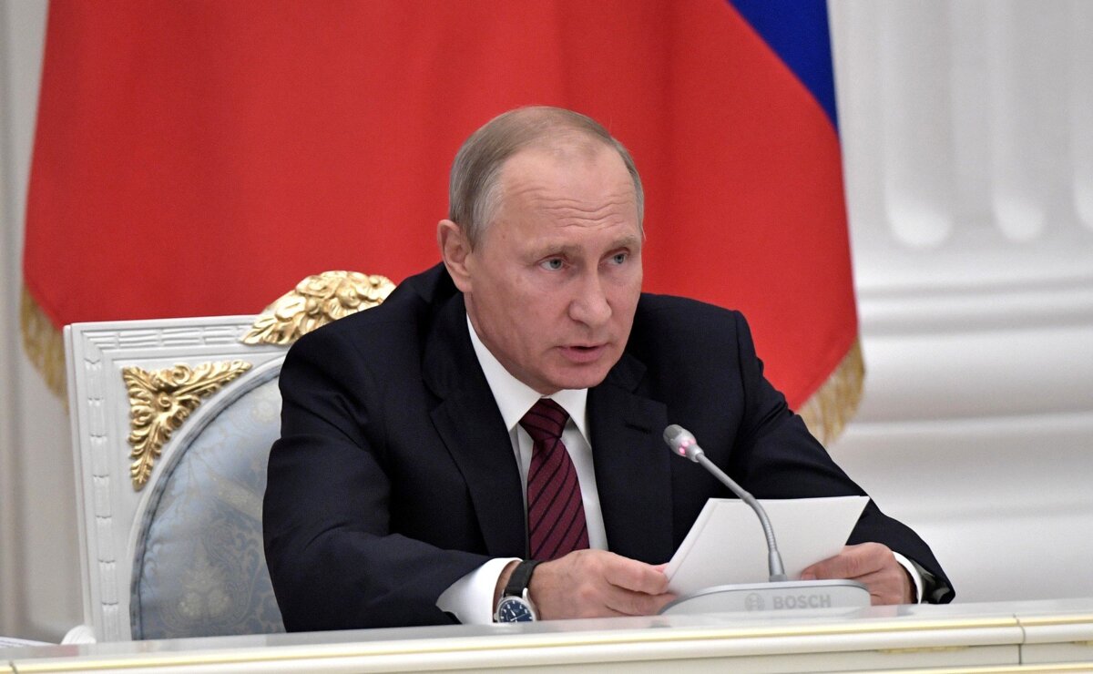 Владимир Путин: «Нельзя допустить, чтобы на объектах ЧМ-2018 возникли рынки»
