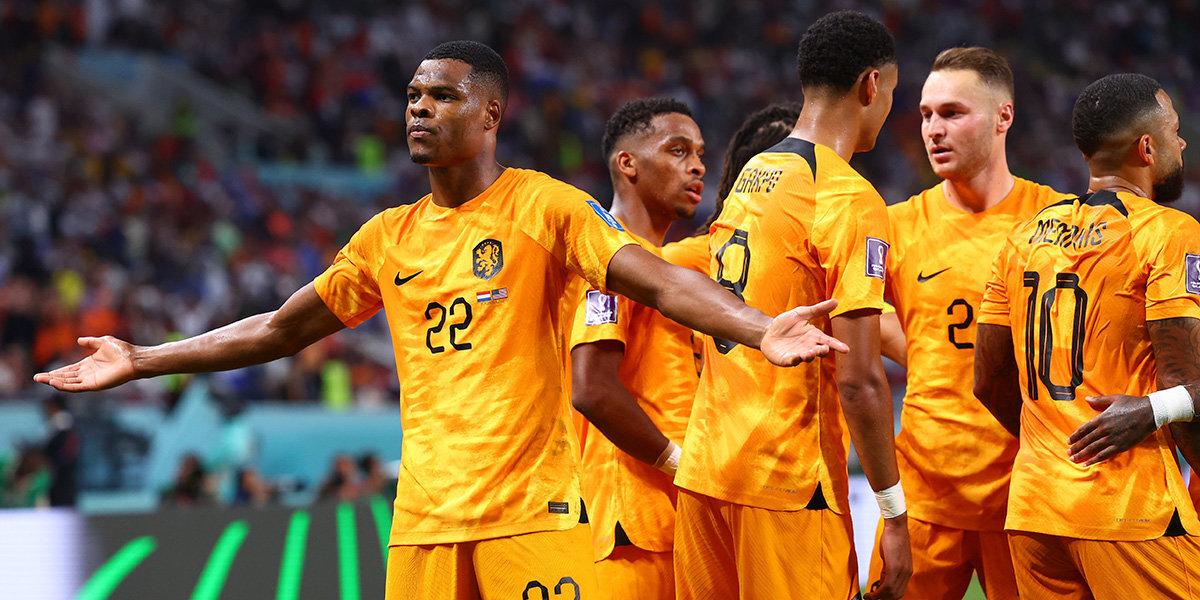 Дюмфрис был удален после серии пенальти в матче Нидерланды - Аргентина