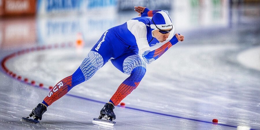 Голикова завоевала серебро на дистанции 1000 м на этапе КМ в Херенвене