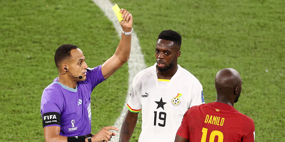 Португалия — Гана — 3:2: Иньяки Вильямс и Данилу Перейра получили по желтой карточке на 90-й минуте матча ЧМ-2022