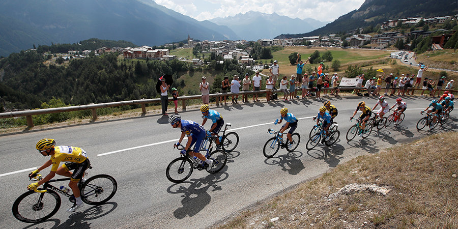19-й этап «Тур де Франс» не был завершен из-за непогоды