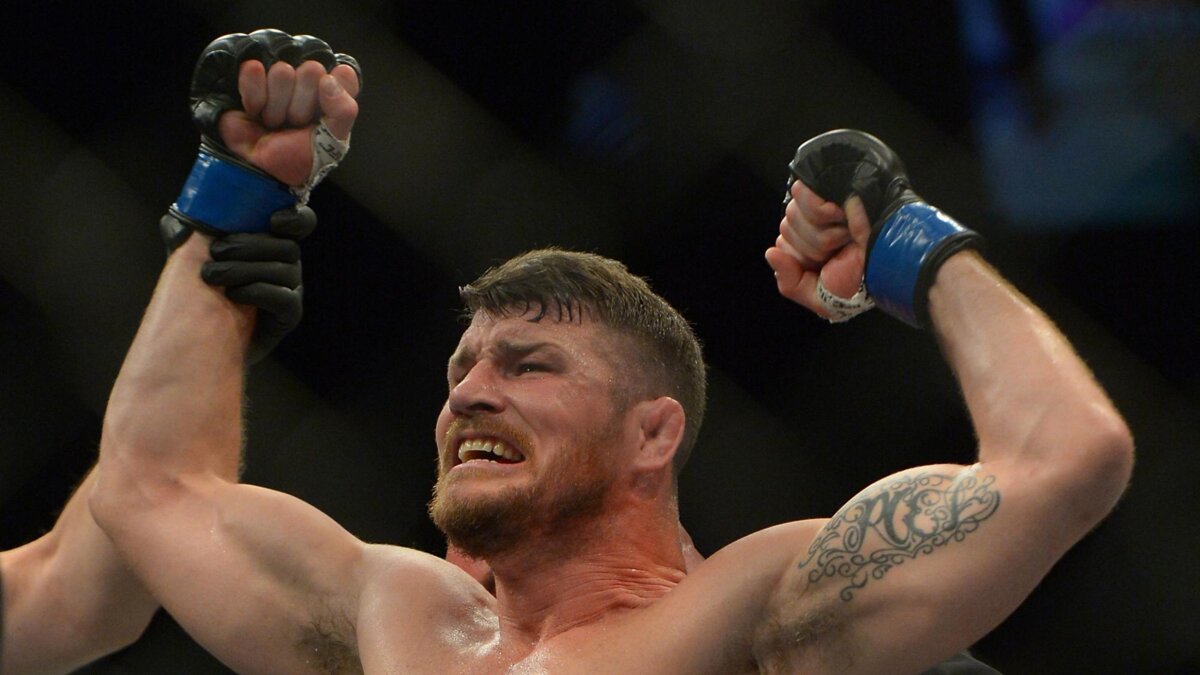 Чемпиона UFC могут привлечь к ответственности за нападение на студента