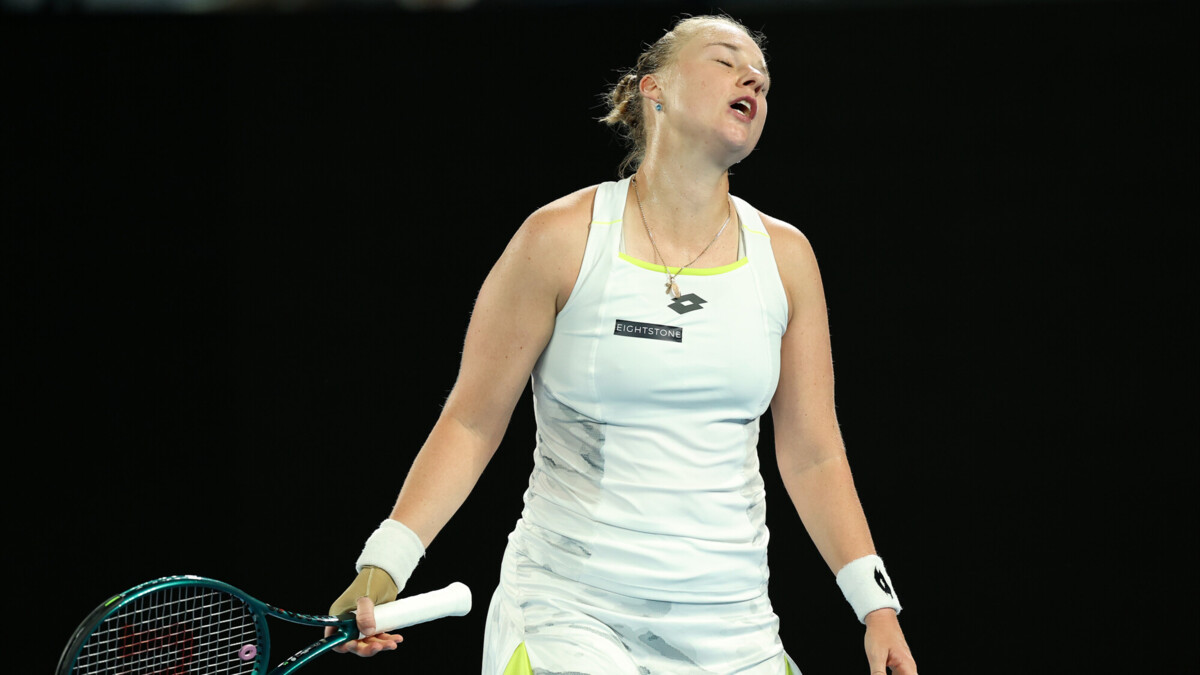 Блинкова проиграла Пегуле в четвертьфинале теннисного турнира в США