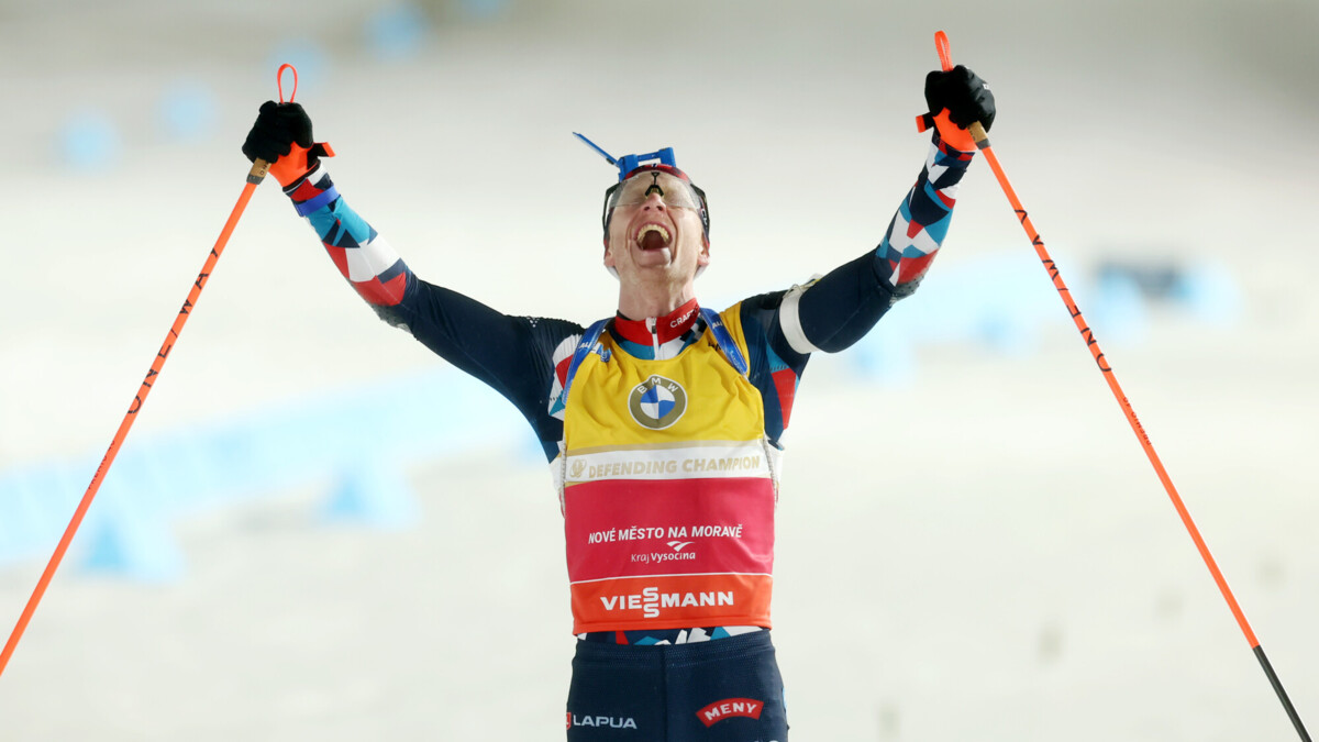 Биатлонист Йоханнес Бё стал победителем гонки преследования на чемпионате мира, пять норвежцев — в топ‑6