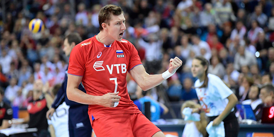 Российские волейболисты вышли в плей-офф ЧЕ с первого места