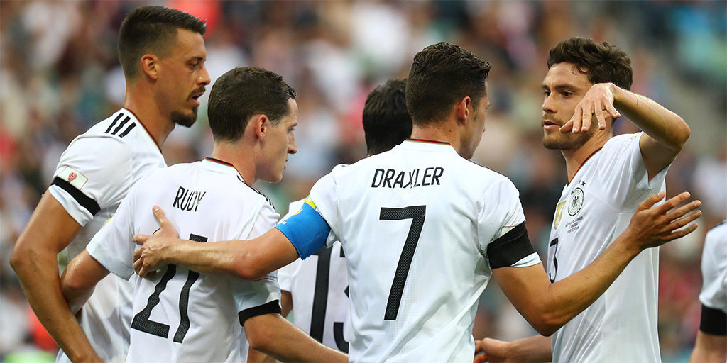 Дракслер и Киммих – в старте сборной Германии на полуфинал с Мексикой, Чичарито сыграет с первых минут