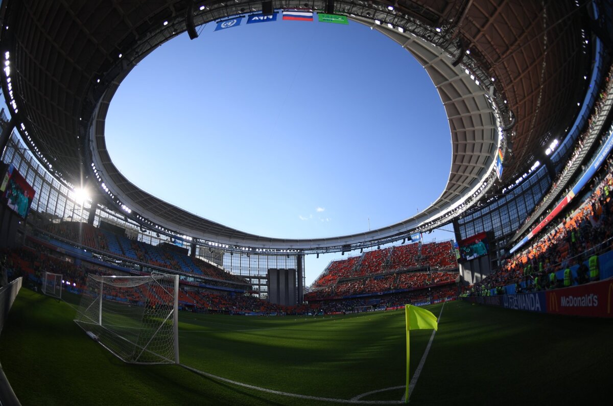 Власти Свердловской области разрешили заполнять стадионы на 50 процентов