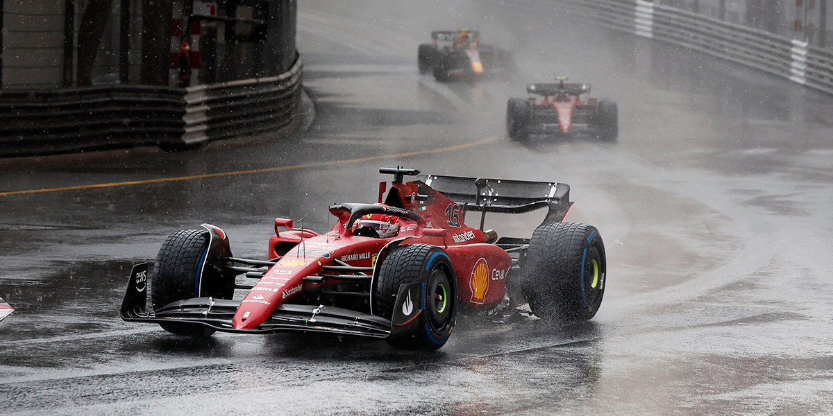 Старт Гран-при Монако отложен из-за дождя